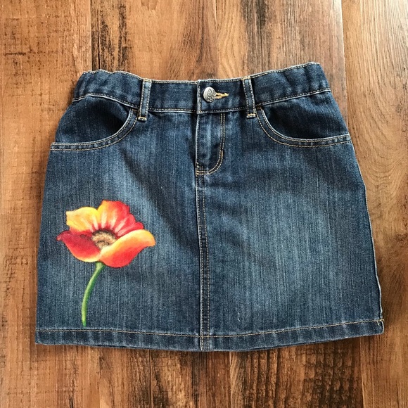 The Children's Place Other - Children’s Place Denim Skirt with Red Poppy Sz 10
